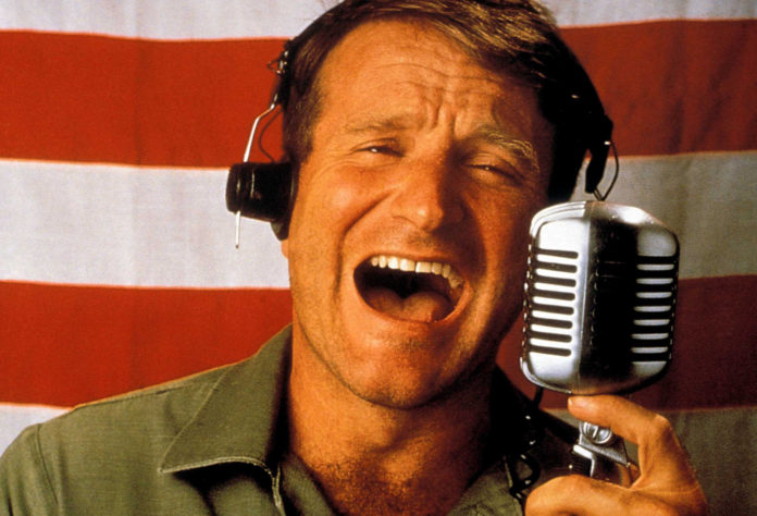 Good Morning Vietnam robin williams 25340599 2348 1599